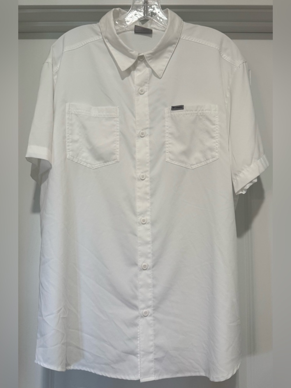 Columbia White Short-Sleeve Button-Down Fishing Shirt Size L
